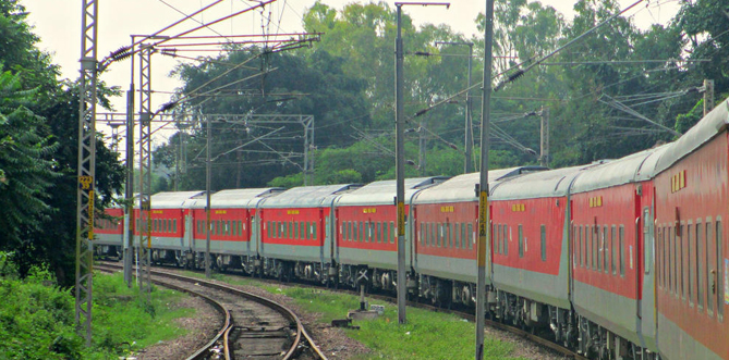 India Nepal Train Tour