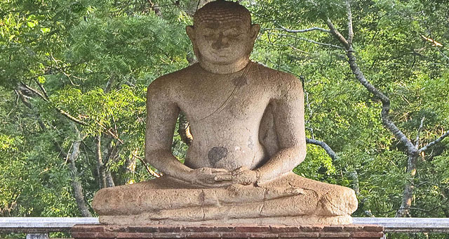 Buddha Statue Anuradhapura